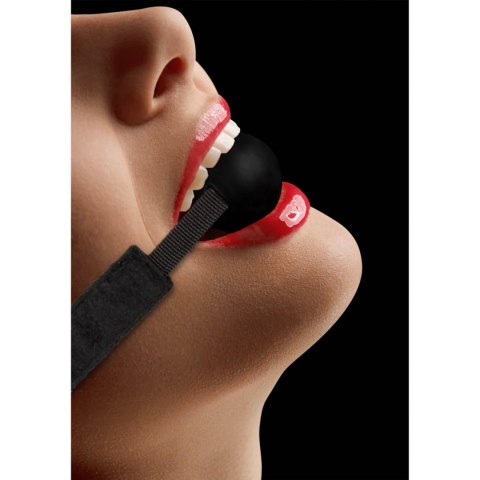 Silikonowy knebel z kulką Ouch! regulowany 62,5 cm